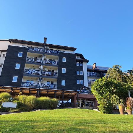 פודצ'טרטק Apartma Mia, Aparthotel Rosa מראה חיצוני תמונה